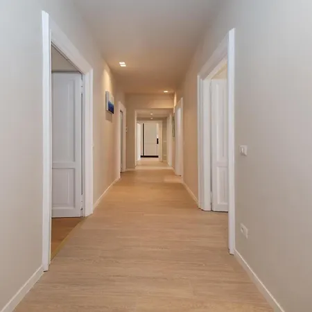 Apartament Appia96 *